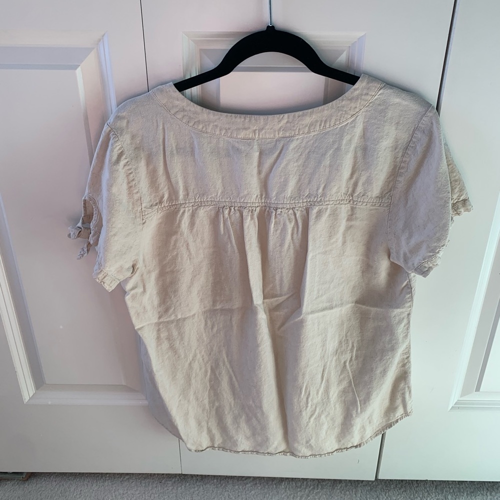 Women’s Shirt - Picture 4 of 7